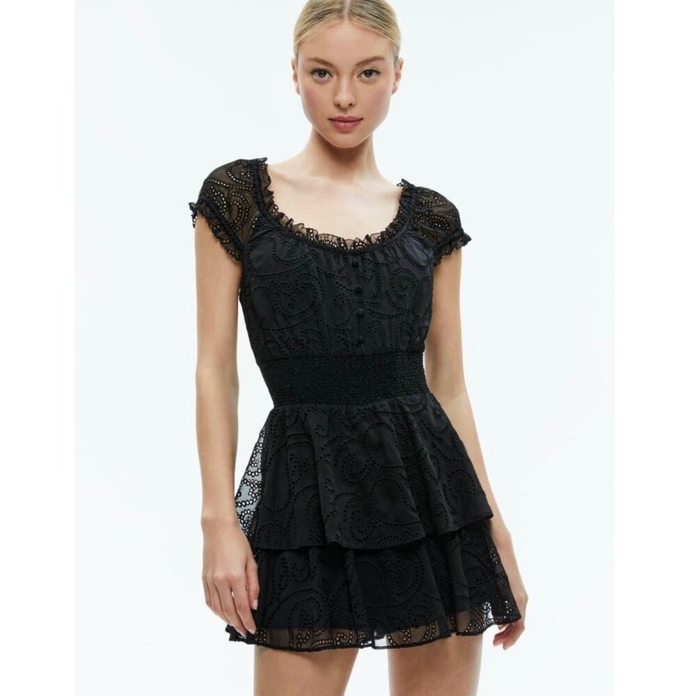ALICE + OLIVIA Gracie Black Ruffled Broderie Anglaise Playsuit size 12 & 14